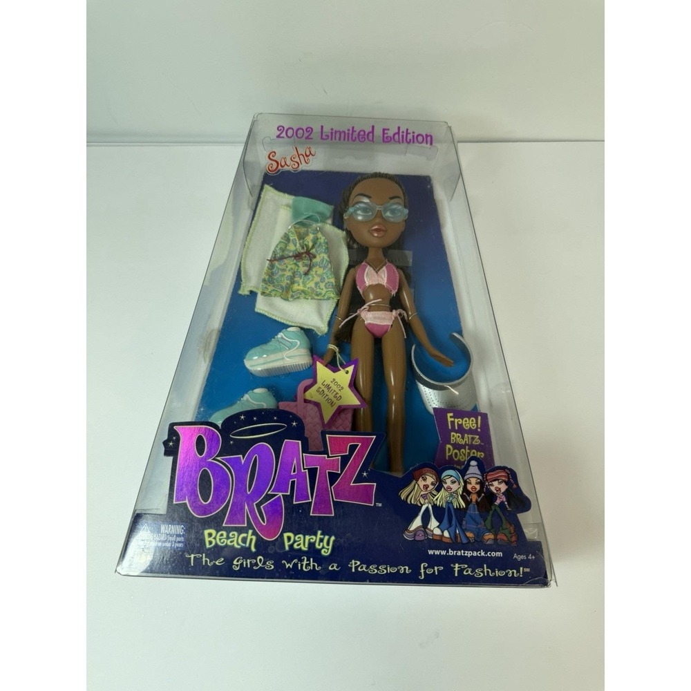 Sasha Bratz 2002 Limited Edition Doll Beach Party Vintage Box Damage/open